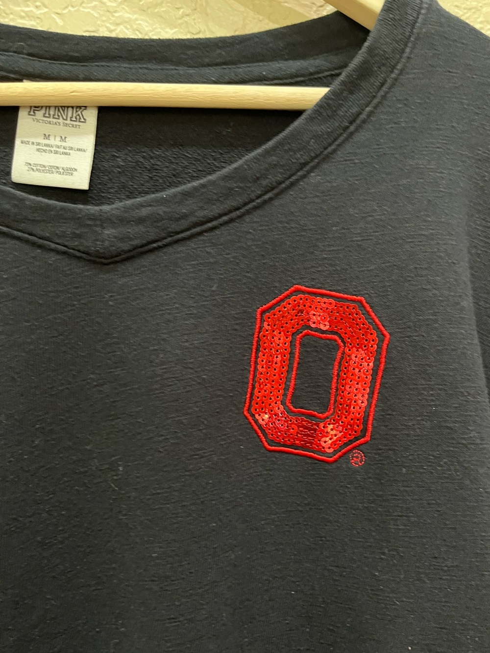 Pink Ohio State Buckeyes Gameday Red Sequin Logo Long Sleeve T-shirt Size Medium - Picture 6 of 10